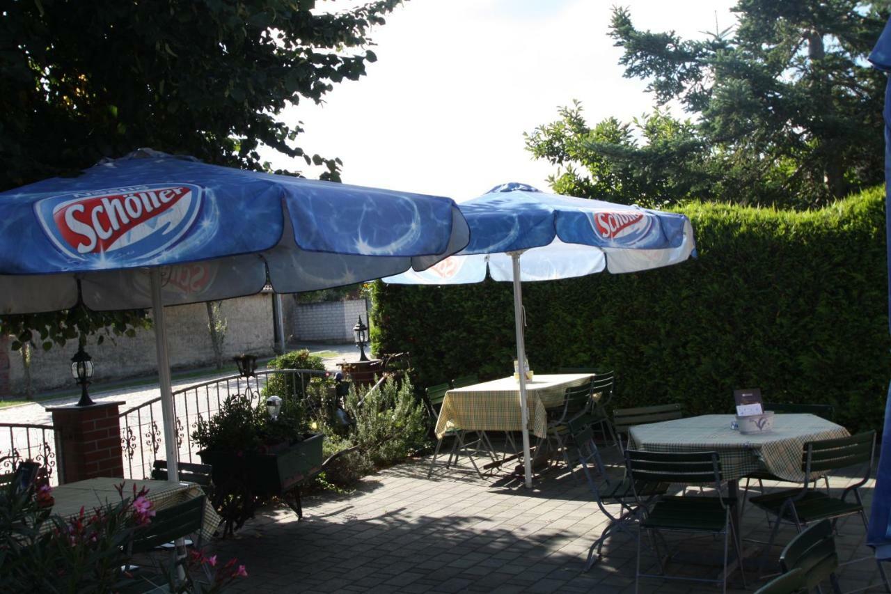 Teschendorfer Landgasthof Bed & Breakfast *